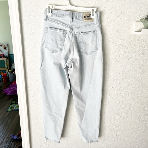 Levi’s Jeans 27 Silver Tab Light Wash High Rise Tapered Retro Urban Outfitters - Picture 5 of 6